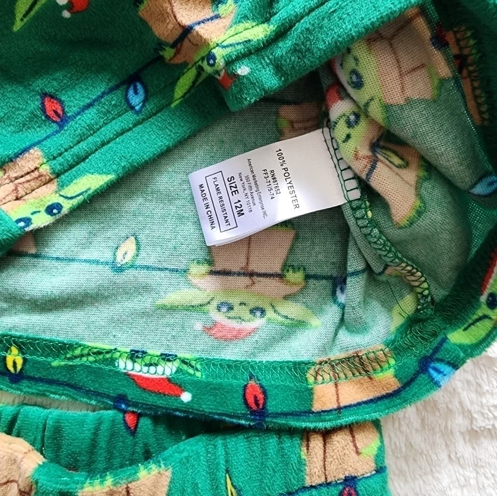 New holiday Christmas star wars baby Yoda Grogu pajama set 12 months 2t 4t